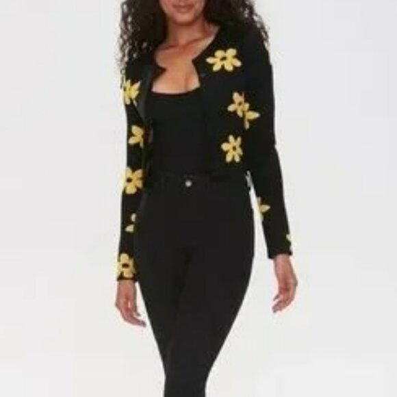 Retro Daisy Print Button front Cardigan Sweater - Picture 3 of 16